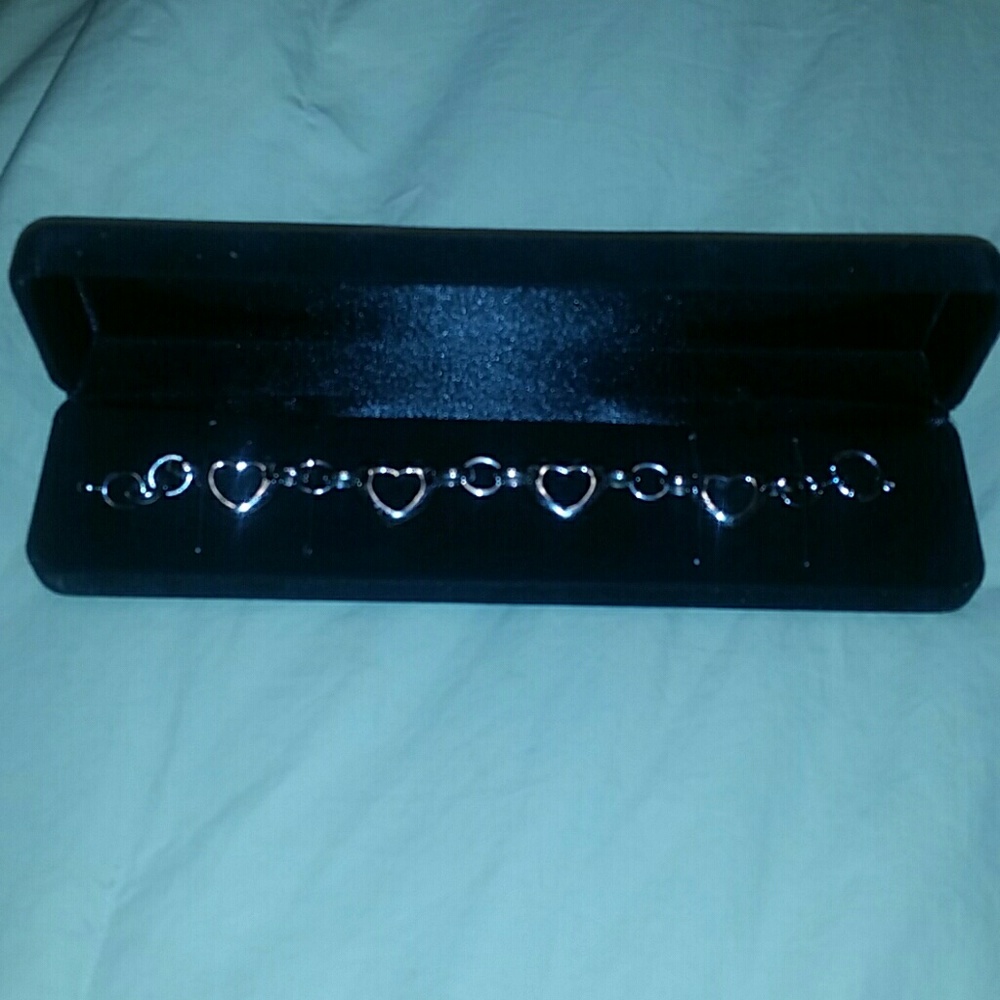Stainless Steel Puffed Heart link bracelet 7.5'